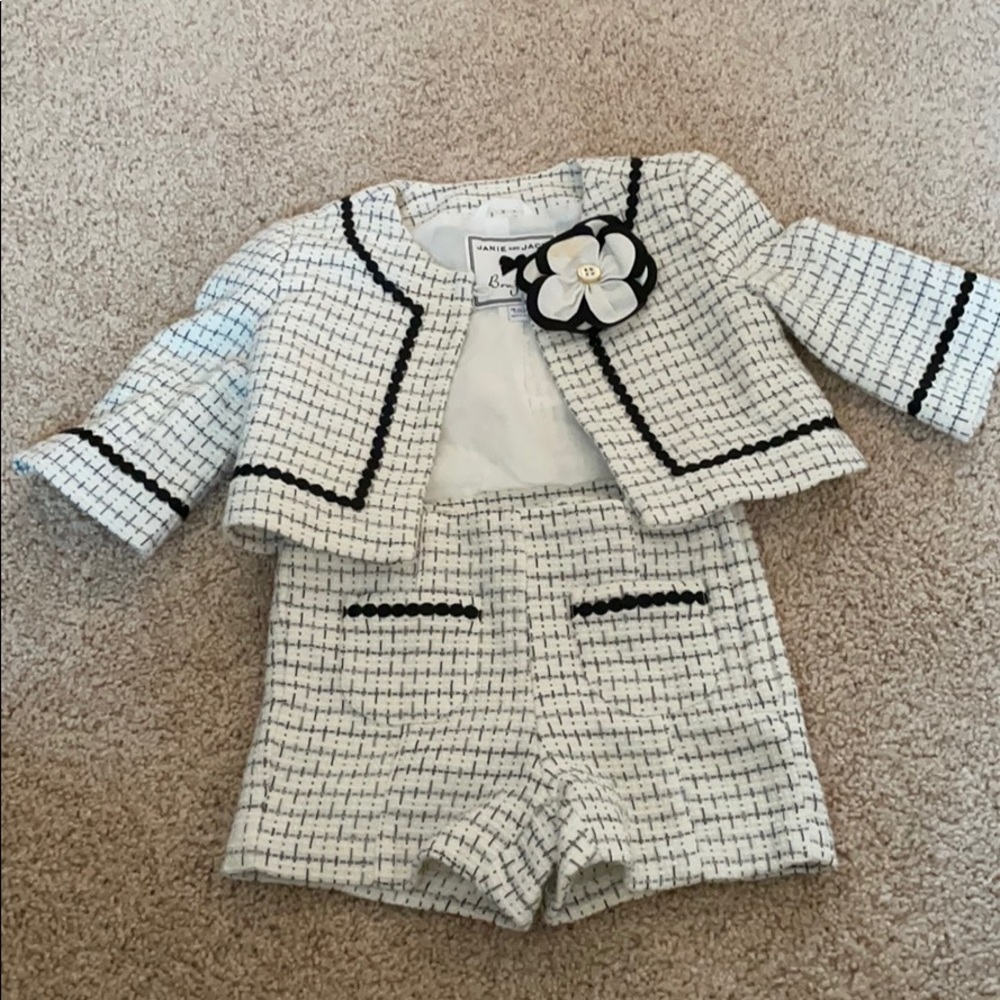 Janie & jack baby girl Chaneel outfit 18-24